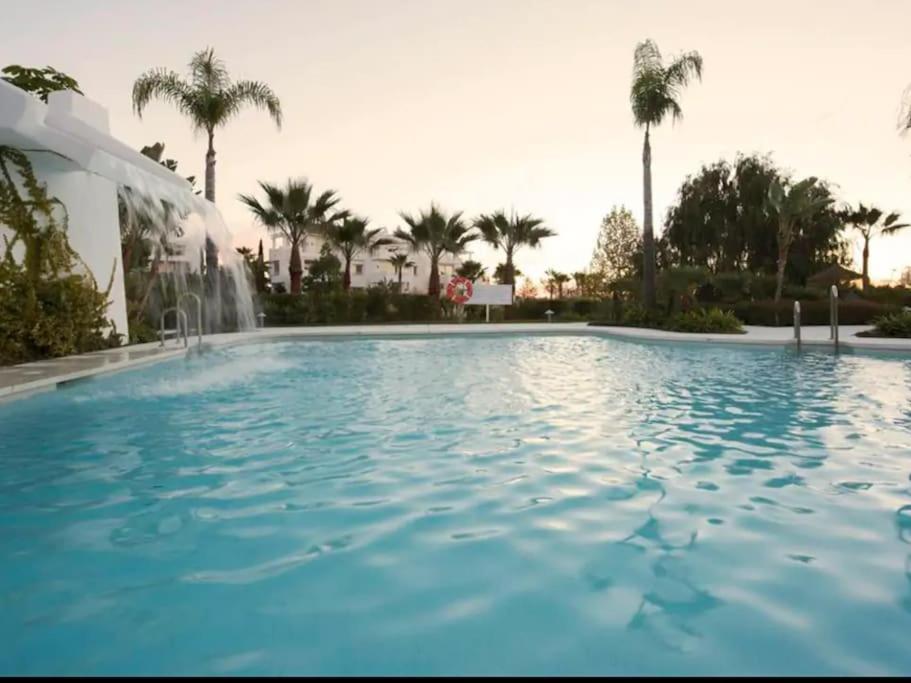 Alcazaba Blue Lagoon 3 Bedroom, Ground Floor Apartment Estepona Kültér fotó